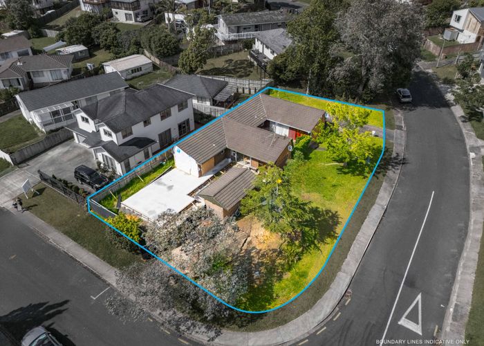  at 1&2/32 Salamanca Road, Sunnynook, North Shore City, Auckland