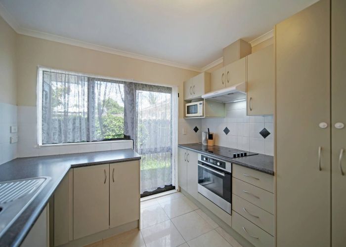  at 96A Maplesden Drive, Clendon Park, Manukau City, Auckland