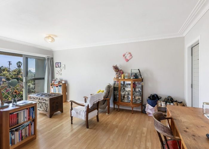  at 9/8 Western Springs Road, Western Springs, Auckland City, Auckland