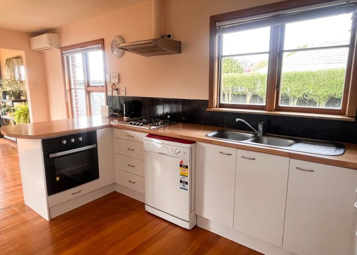  at 10 Renwick Place, Hillmorton, Christchurch