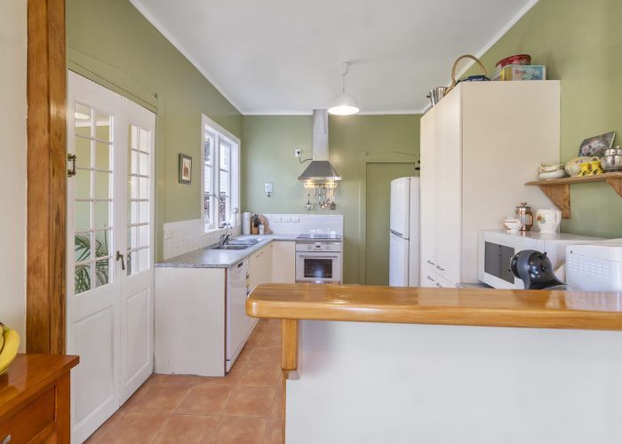  at 25 Brandon Rd, Glen Eden, Waitakere City, Auckland
