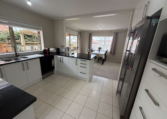  at Somerville, Manukau City, Auckland