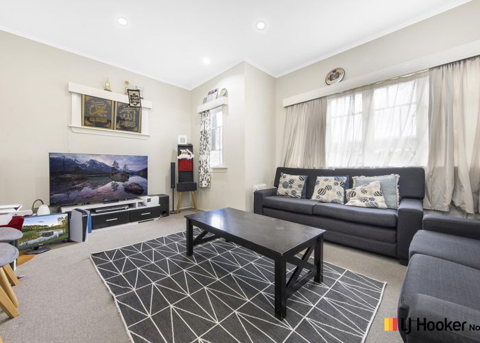  at 48 Hall Avenue, Otahuhu, Auckland