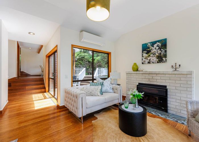  at 15 Trelawny Place, Hillcrest, North Shore City, Auckland