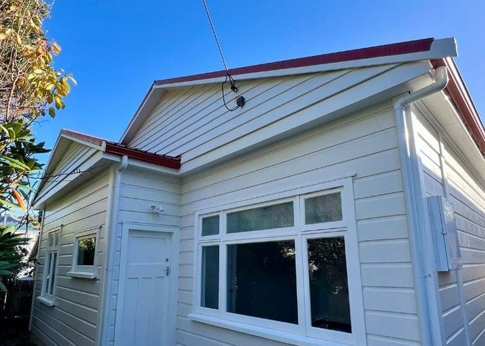  at 42 Te Wharepouri Street, Berhampore, Wellington, Wellington