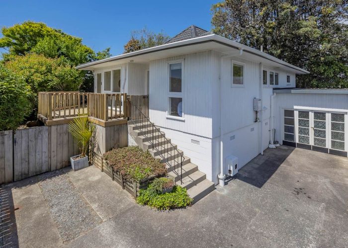 at 2/89 Diana Drive, Glenfield, North Shore City, Auckland