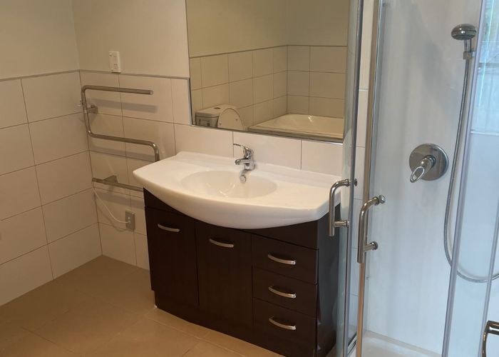  at 18 Kauri Drive, Takanini, Papakura, Auckland