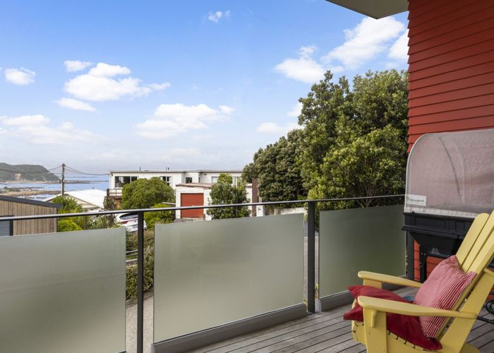  at 22 High Street, Island Bay, Wellington, Wellington