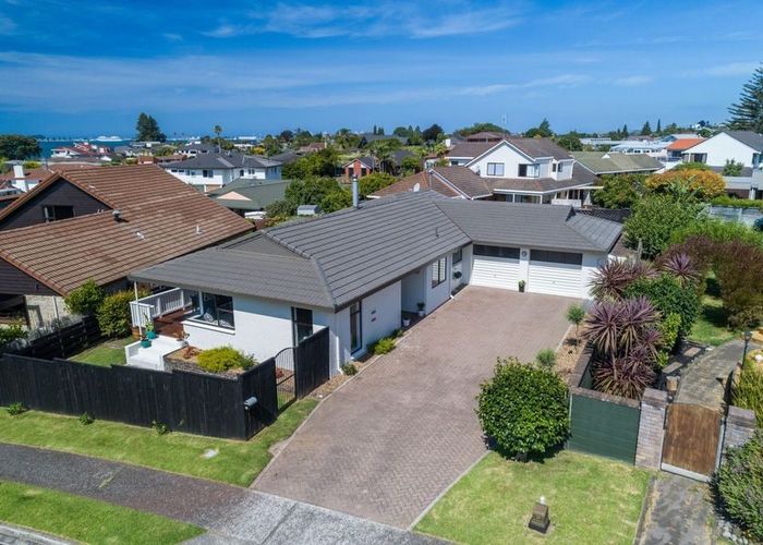  at 5 Cathray Place, Matua, Tauranga, Bay Of Plenty