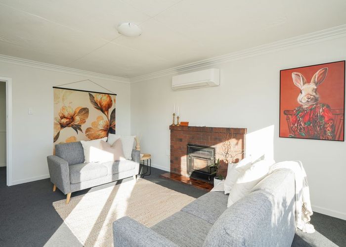  at 233 Crawford Street, Glengarry, Invercargill