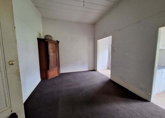  at 2/37 View Road, Mount Eden, Auckland City, Auckland