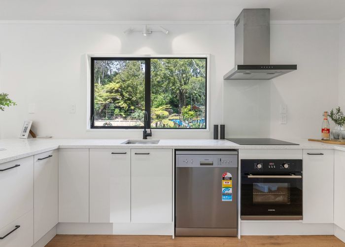 at 3/46 Gladys Avenue, Glenfield, North Shore City, Auckland