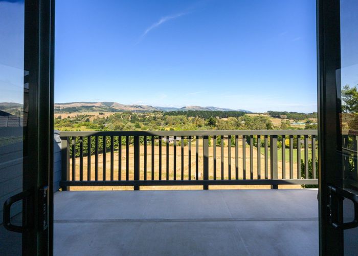  at 70 Pacific Drive, Fitzherbert, Palmerston North