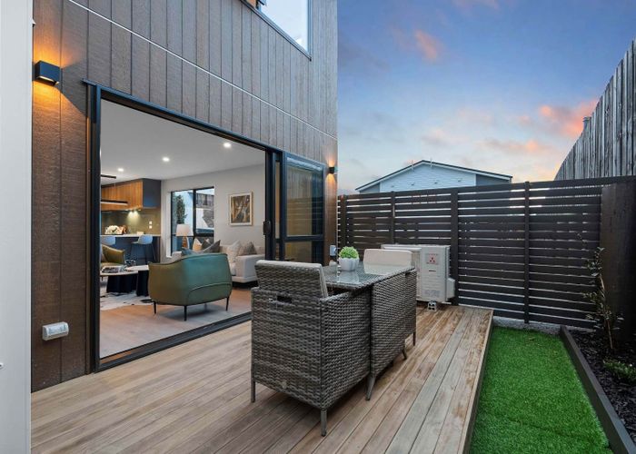  at 7/32 Beulah Avenue, Rothesay Bay, North Shore City, Auckland