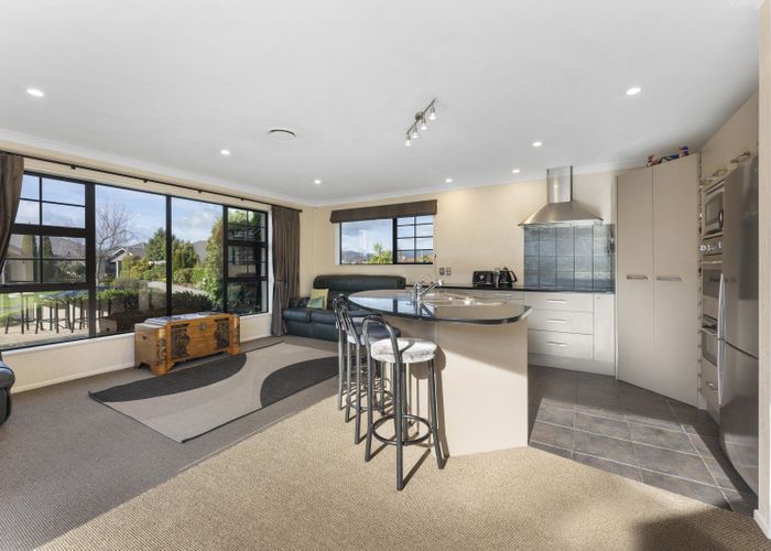  at 10 Rodeo Drive, Kelvin Grove, Palmerston North