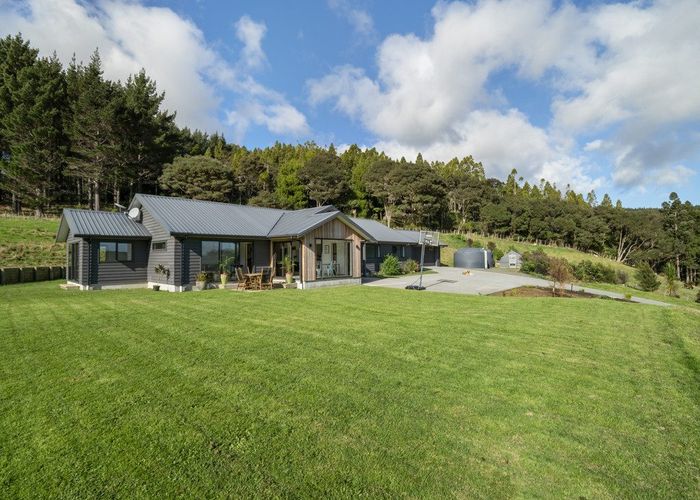  at 122 Cameron Way, Kaukapakapa