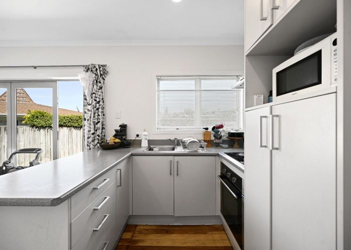  at 1/8A Mount View Road, Melville, Hamilton, Waikato