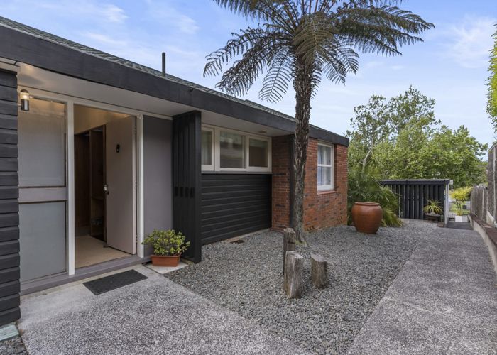  at 2/12 Entrican Avenue, Remuera, Auckland City, Auckland