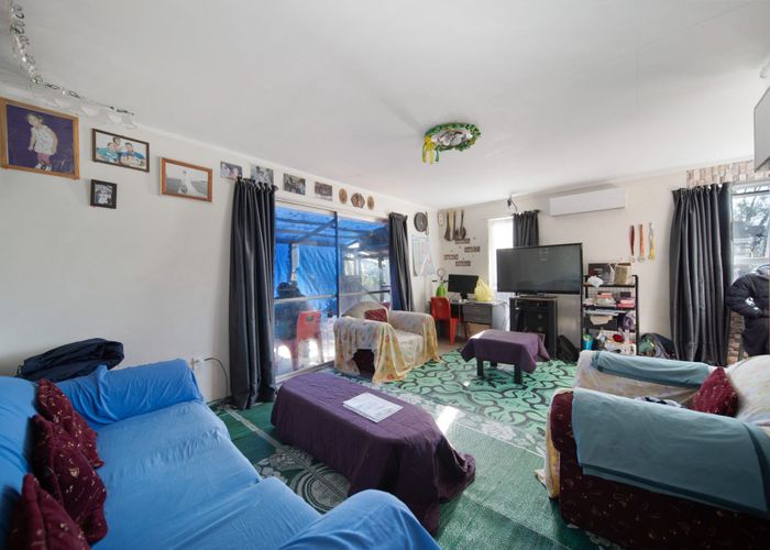  at 22 Watchfield Close, Mangere, Auckland