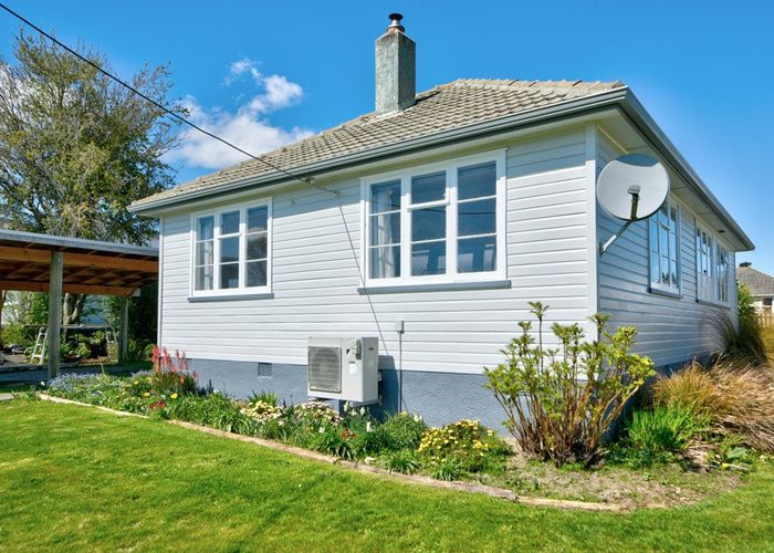  at 4 Cemetery Road, Tapanui, Clutha, Otago