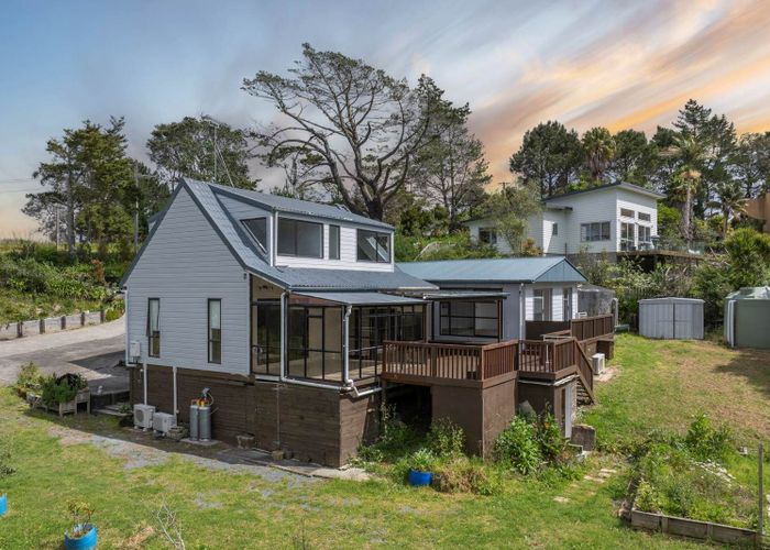  at 116 The Avenue, Albany, North Shore City, Auckland