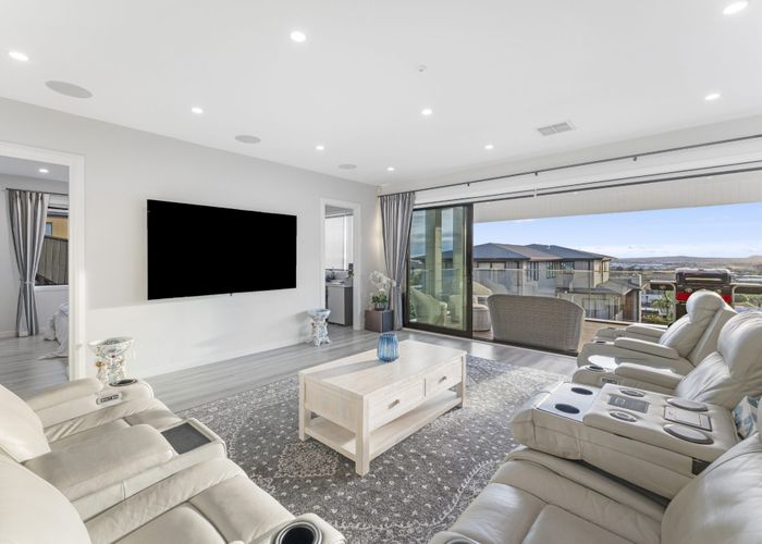  at 13 Michael Richard Place, East Tamaki Heights, Manukau City, Auckland
