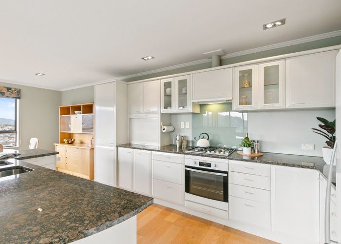  at 10 Kate Way, Karori, Wellington, Wellington