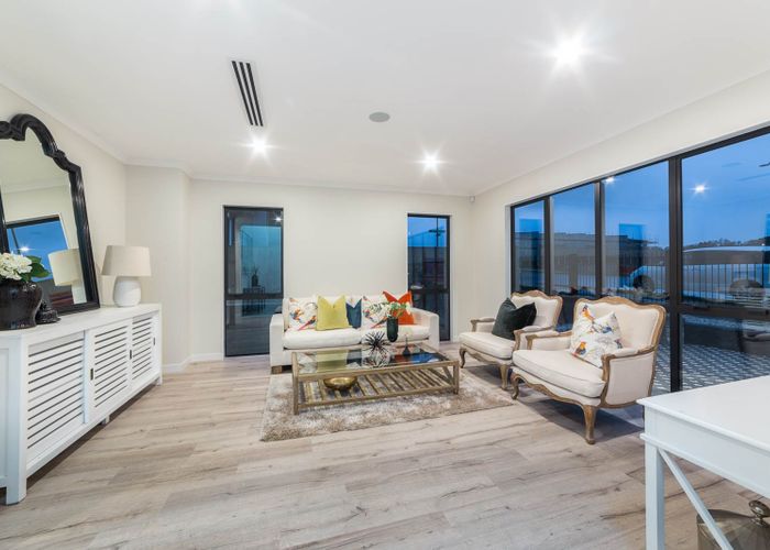  at 64 Mettam Drive, Swanson, Auckland