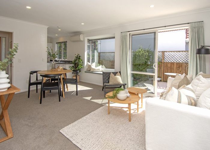  at 27 James Street, Redcliffs, Christchurch