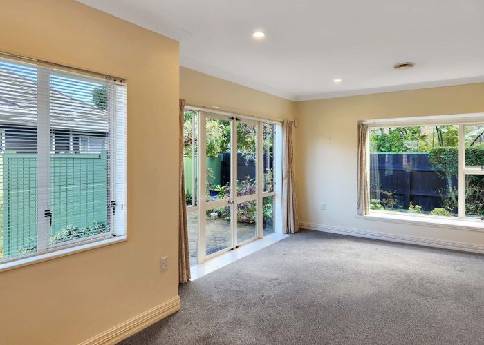  at 4/26 Myrtle Street, Lower Hutt, Lower Hutt, Wellington