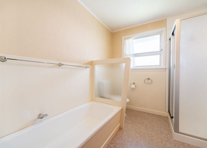  at 2/80 Grey Road, Timaru