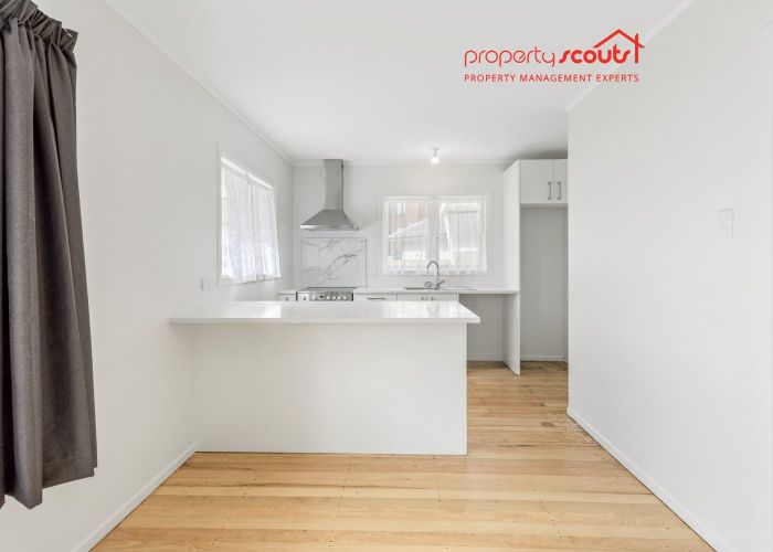  at 16 Serjeant Street, Henderson, Waitakere City, Auckland