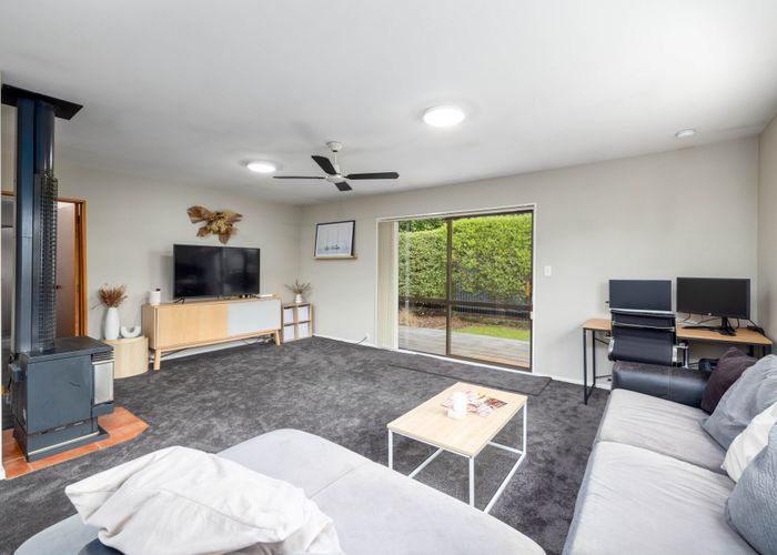  at 1/117 Wainoni Road, Avondale, Christchurch