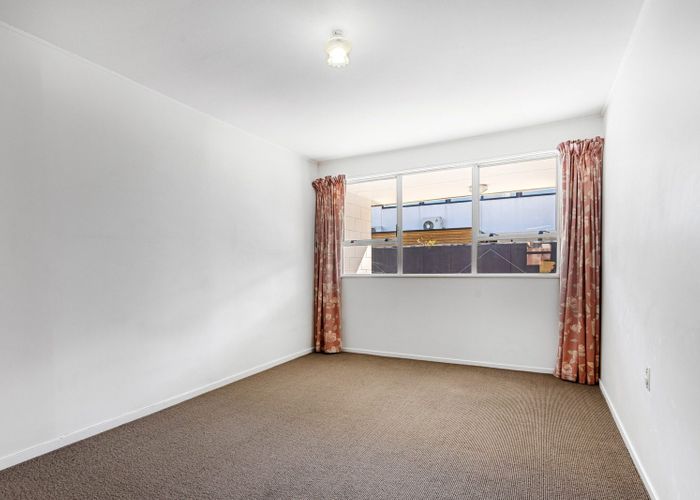  at 2/110 Caledonian Road, St. Albans, Christchurch City, Canterbury