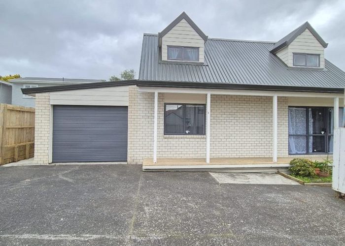  at 6a  Blacklock Avenue, Henderson, Waitakere City, Auckland