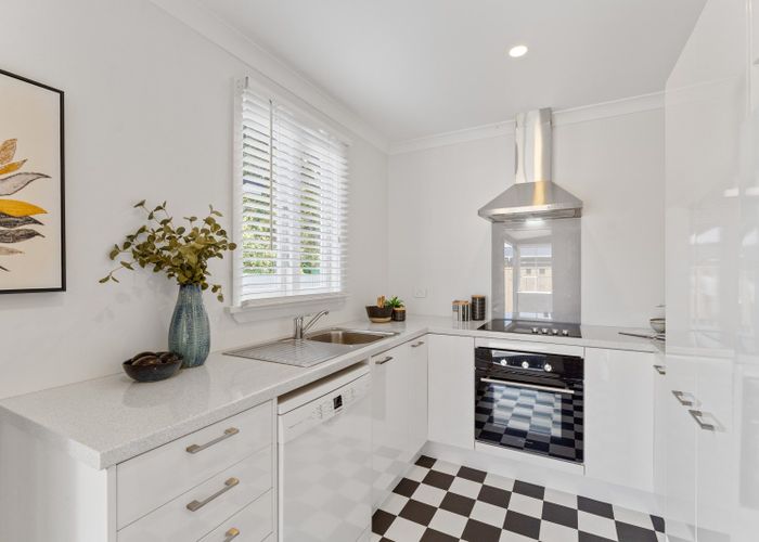  at 52 Tasman Road, Otaki Beach, Otaki