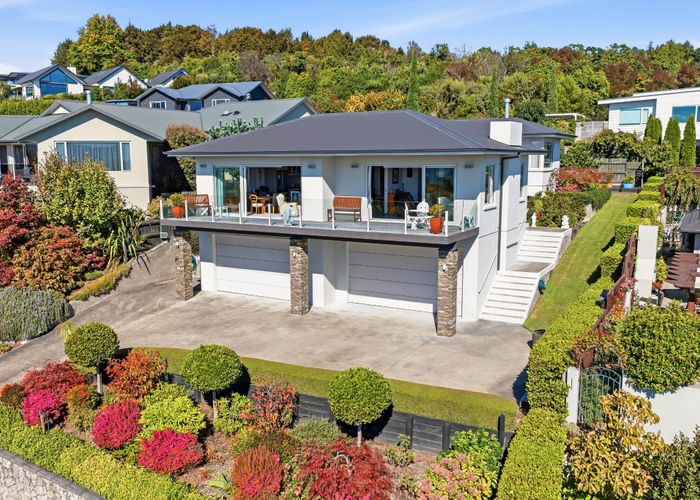  at 16 Botanical Heights Drive, Waipahihi, Taupo