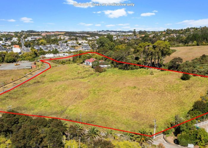  at 8 Stevensons Crescent, Albany, North Shore City, Auckland