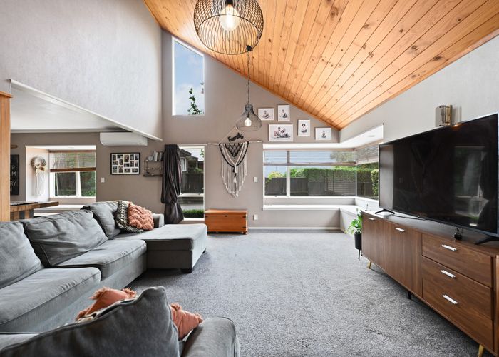  at 4 Munro Place, Flagstaff, Hamilton