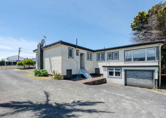  at 30 Chalmers Street, Avondale, Auckland