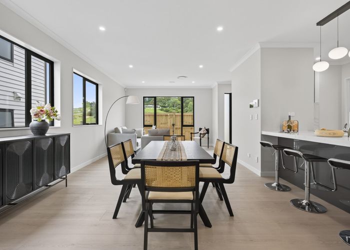  at 2 Ballyalton Crescent, Flat Bush, Manukau City, Auckland