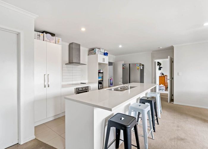  at 6 Wellfield Drive, Papakura, Papakura