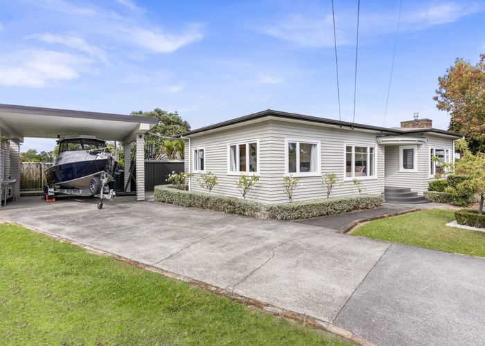  at 39 Second View Avenue, Beachlands, Auckland