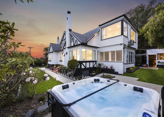  at 6A Dudley Place, Maori Hill, Dunedin, Otago