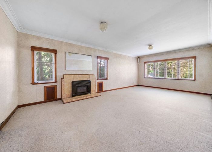  at 21 Vine Street, Mangere East, Manukau City, Auckland