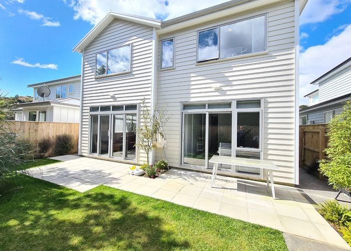  at 4 Glide Lane, Whitby, Porirua, Wellington