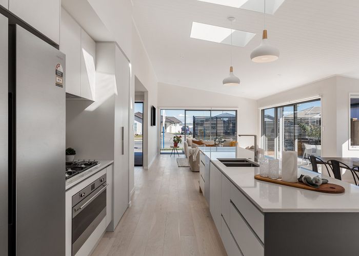  at 401 Te Taruna Drive, Milldale, Rodney, Auckland