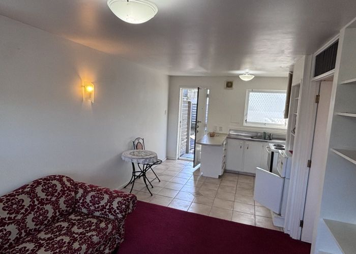  at 9/3 Sherbourne Road , Mount Eden, Auckland City, Auckland