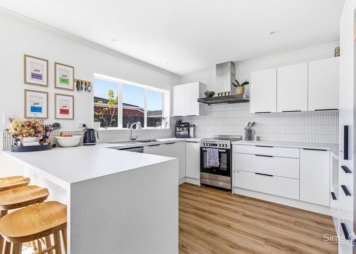  at 12 Kakaho Drive, Tawhero, Whanganui, Manawatu / Whanganui