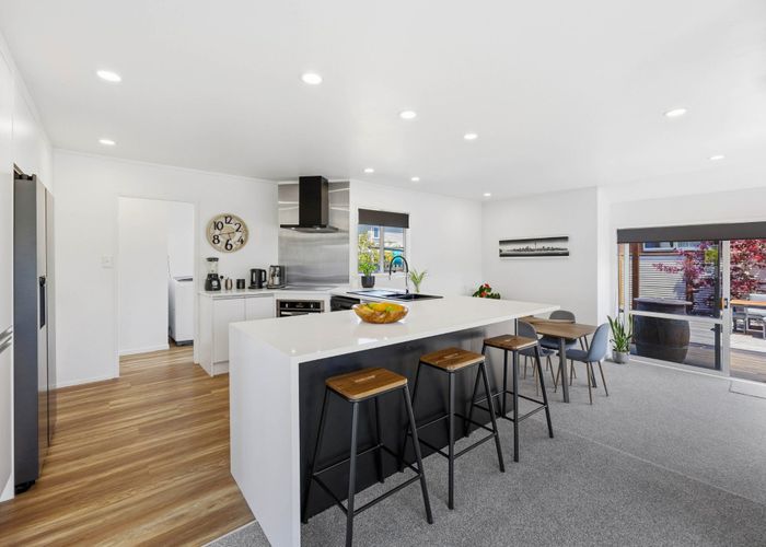  at 5 Harford Place, Pakuranga Heights, Manukau City, Auckland